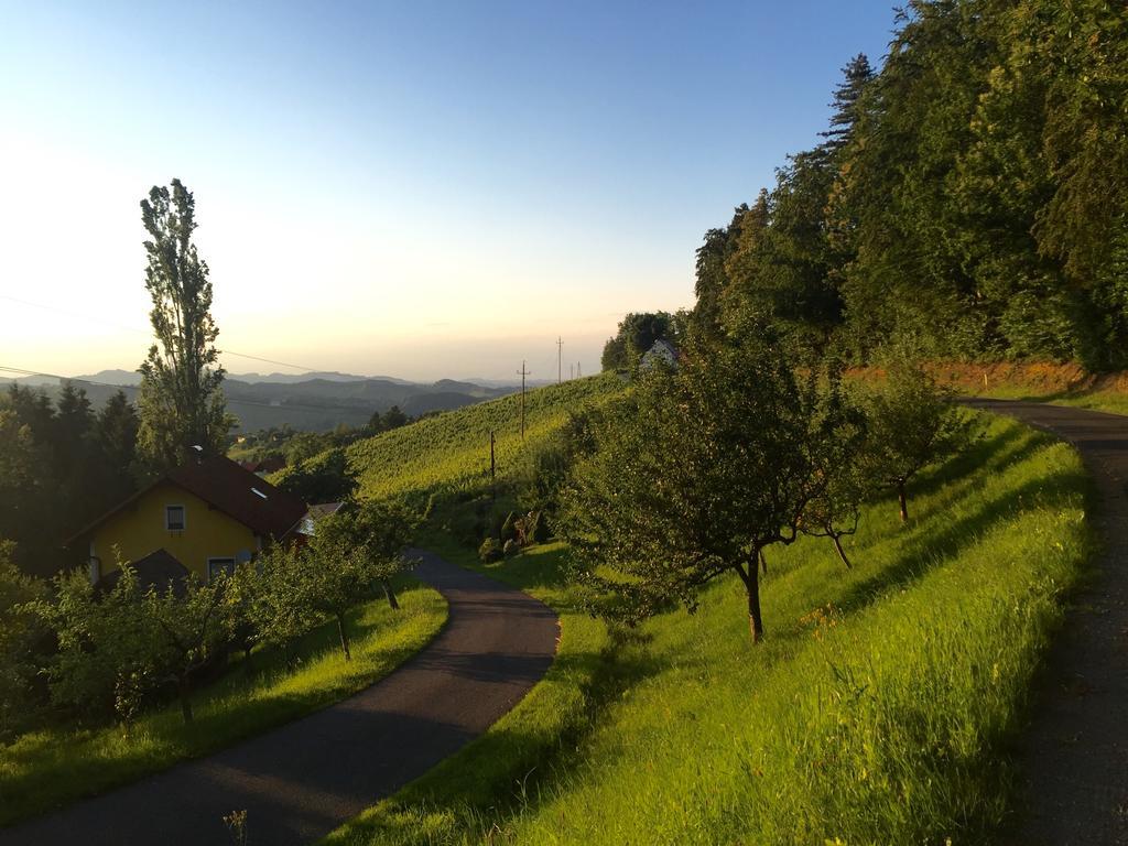 Hotel Am Marktplatz - Landgasthof Wratschko - Гамлиц Екстериор снимка