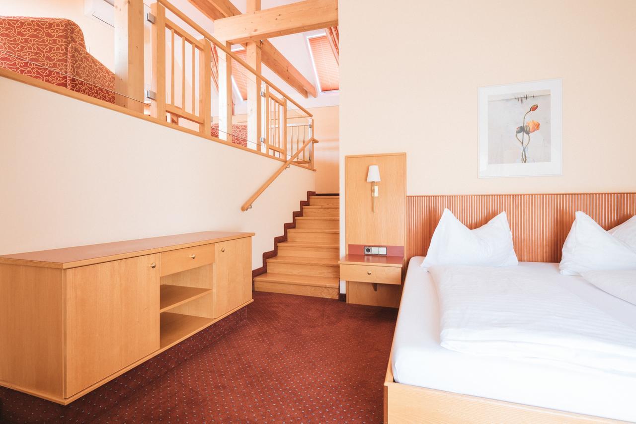 Hotel Am Marktplatz - Landgasthof Wratschko - Гамлиц Екстериор снимка