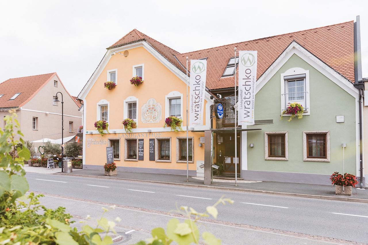Hotel Am Marktplatz - Landgasthof Wratschko - Гамлиц Екстериор снимка